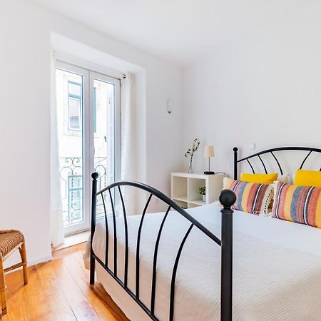 2Br At Chiado Historical Heart Of Lisbon Lägenhet Exteriör bild