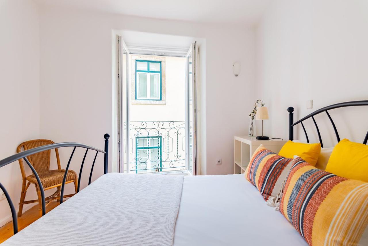 2Br At Chiado Historical Heart Of Lisbon Lägenhet Exteriör bild